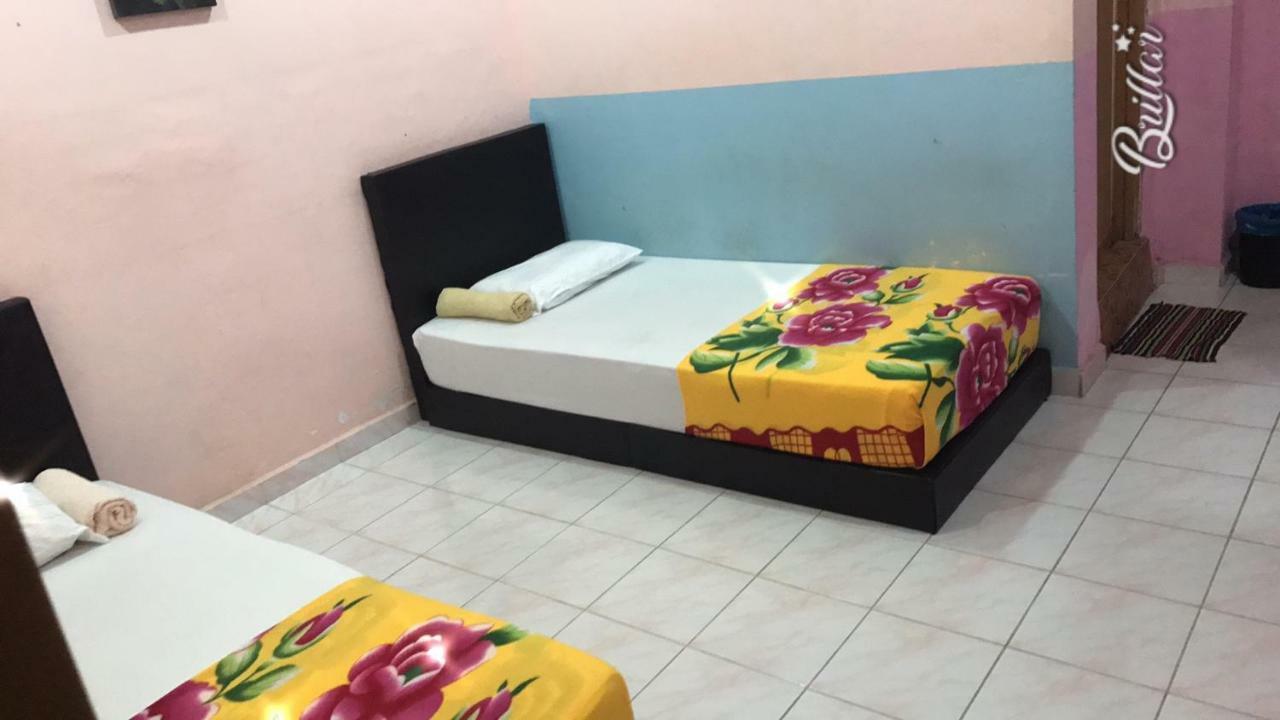 Mikraj Hotel Kuala Besut Luaran gambar